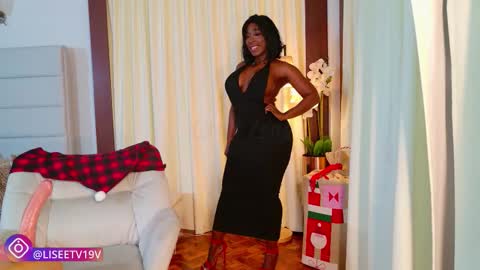 Lisseth Long  online show from 11-30-25, 12:25