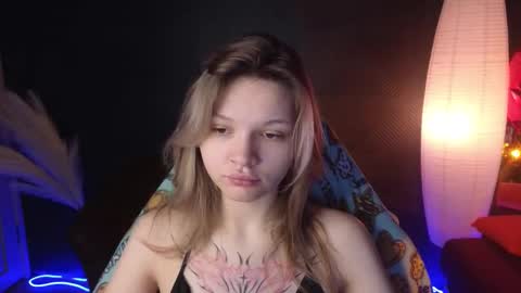 Lena online show from 03-09-25, 01:04