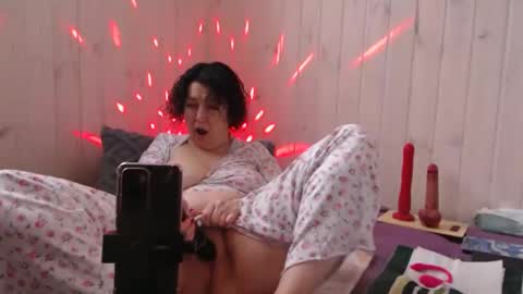 Snapshot of litisialove455 chatting on 01-13-26, 07:35 litisialove455 online show from 01-13-26, 07:35