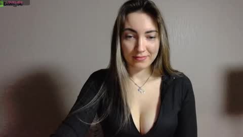 Tina online show from 10-01-25, 03:51