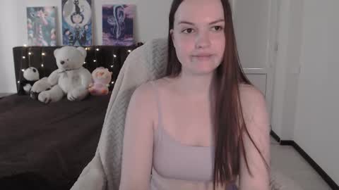 little__flowers online show from 10-04-25, 08:01