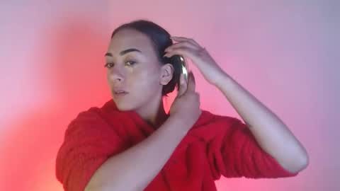 Snapshot of little_aphrodite2 chatting on 10-16-25, 03:07 Aliciaparaisss online show from 10-16-25, 03:07