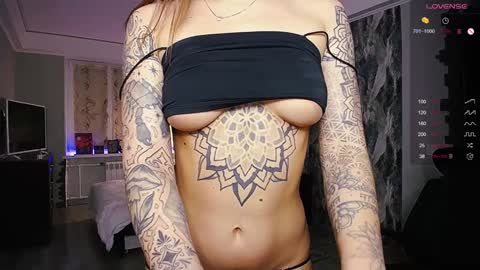 Birdy online show from 12-23-24, 02:28