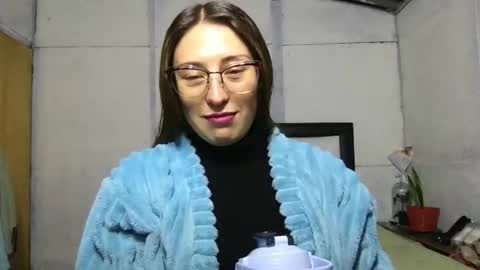 Diablita online show from 10-04-25, 01:14