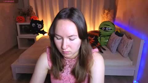 Alexandra online show from 10-24-25, 03:03