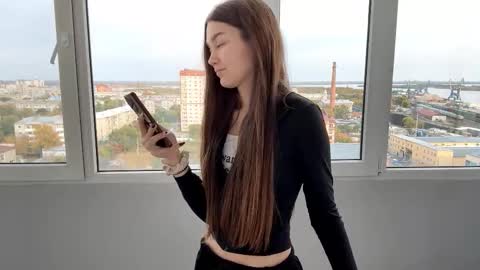 Viiola online show from 10-03-25, 07:16