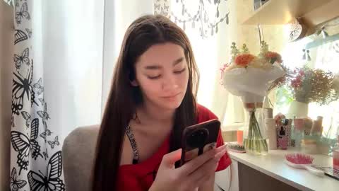 Viiola online show from 12-04-25, 12:53