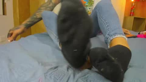   online show from 09-17-25, 01:02