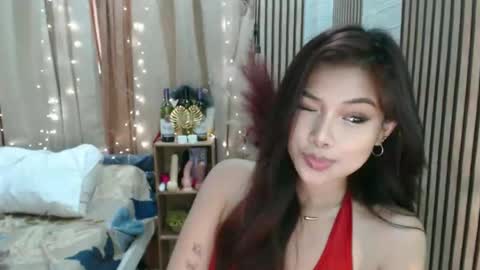 Snapshot of little_jessica17 chatting on 10-24-25, 01:24 JELYAN online show from 10-24-25, 01:24