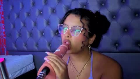 little_lilith_apple online show from 11-20-25, 07:57