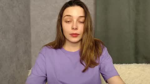 Mia   Im online every day 1530 PM in New York  2030 PM in London online show from 12-03-24, 08:17