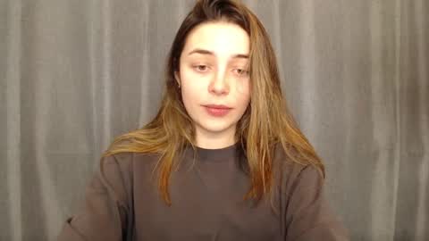 Mia   Im online every day 1530 PM in New York  2030 PM in London online show from 01-20-25, 07:35