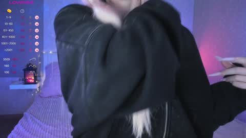 Maria online show from 02-02-25, 01:34