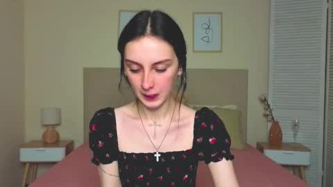 little_mollee online show from 10-15-25, 09:04