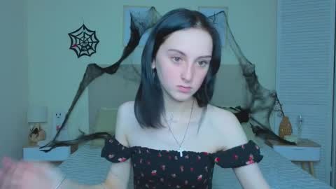 little_mollee online show from 11-01-25, 09:28