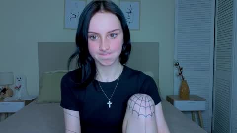 little_mollee online show from 12-13-25, 10:26