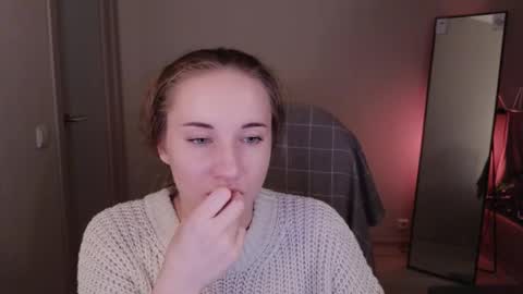 little_pretty_woman online show from 10-22-25, 07:02