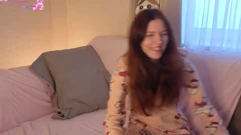 Rosy online show from 12-19-25, 04:30