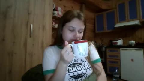 Snapshot of little_shygirl_ chatting on 09-19-25, 02:13 little_shygirl_ online show from 09-19-25, 02:13