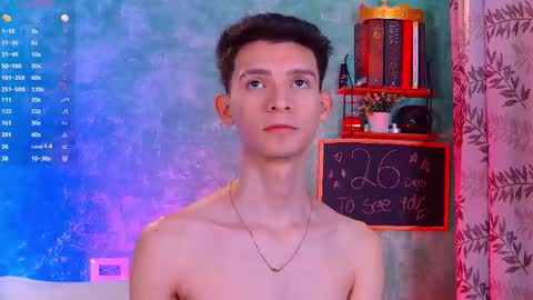 Snapshot of little_twiink chatting on 09-28-25, 02:39 Juan Ferrer online show from 09-28-25, 02:39