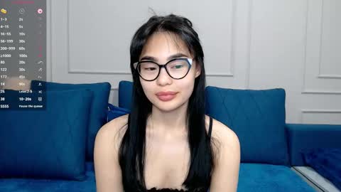 Kwan online show from 02-04-25, 12:33