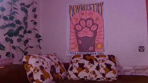 Sofia online show from 02-06-25, 06:46