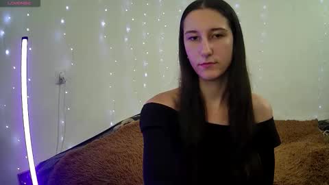 LittleAhWitch online show from 10-09-25, 09:18