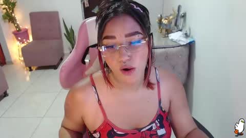 Snapshot of littleangelx_m chatting on 01-24-25, 10:30 Daniela online show from 01-24-25, 10:30