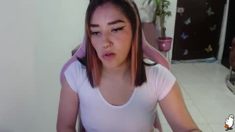 Snapshot of littleangelx_m chatting on 10-24-25, 11:56 Daniela online show from 10-24-25, 11:56