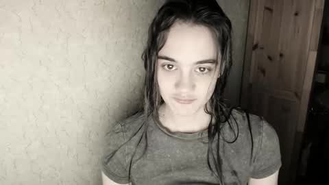 littleashleyy online show from 12-22-25, 01:19