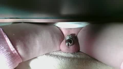 Snapshot of littleclitty247 chatting on 03-03-25, 09:22 Littlleclitty247 online show from 03-03-25, 09:22