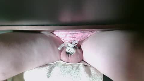 Snapshot of littleclitty247 chatting on 11-08-25, 06:02 Littlleclitty247 online show from 11-08-25, 06:02