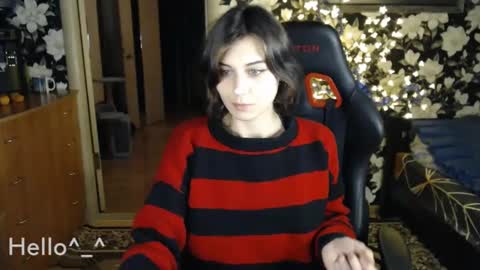 Snapshot of littlehappines chatting on 12-31-24, 11:06 littlehappines online show from 12-31-24, 11:06