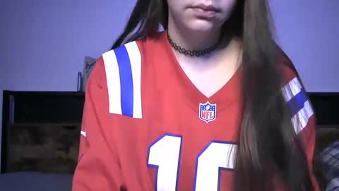 Jessie online show from 12-22-25, 07:27