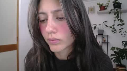 Snapshot of littlelaksmi chatting on 05-25-26, 10:27 Laksmi online show from 05-25-26, 10:27