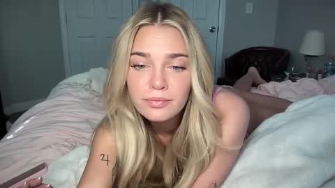 Snapshot of littlemaryjane19 chatting on 01-29-25, 08:14 Marciabrady online show from 01-29-25, 08:14