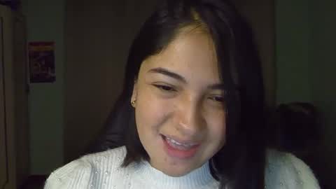 Mia  Wednesday to Sunday 730 am to 1030 am Colombian Hour D online show from 10-19-25, 05:08