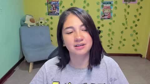 Mia  Wednesday to Sunday 730 am to 1030 am Colombian Hour D online show from 11-20-25, 04:45