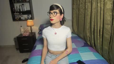 Sofi online show from 03-10-26, 03:44