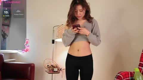 Ayumi or Yumi online show from 04-12-26, 03:33