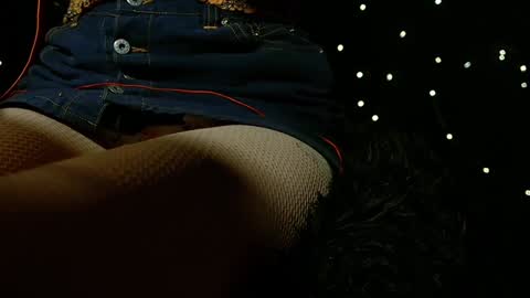 Niki  free tg channel with some photos gifs and info about streams  online show from 12-19-24, 05:40