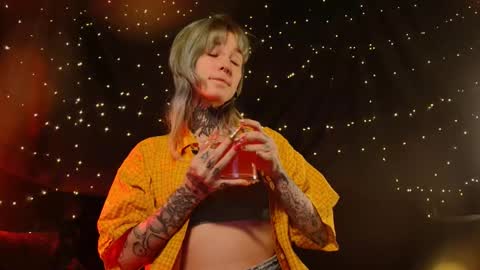 Niki  free tg channel with some photos gifs and info about streams  online show from 01-13-26, 01:16