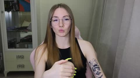 Eliana online show from 12-10-24, 02:17