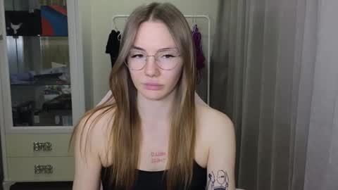 Eliana online show from 01-15-25, 02:13