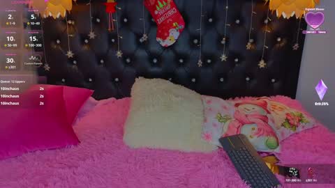 littlevixen18 online show from 12-18-24, 07:41