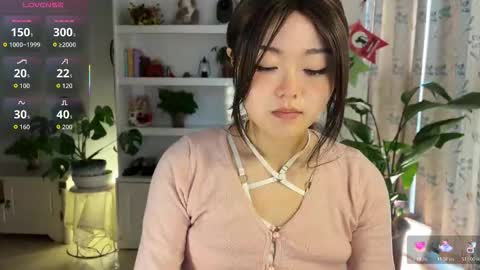 Snapshot of liunana chatting on 10-30-25, 01:07 nana online show from 10-30-25, 01:07