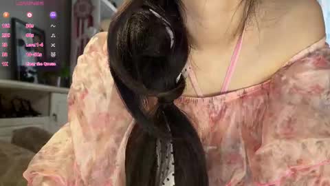 Snapshot of liunana chatting on 11-27-25, 02:13 nana online show from 11-27-25, 02:13