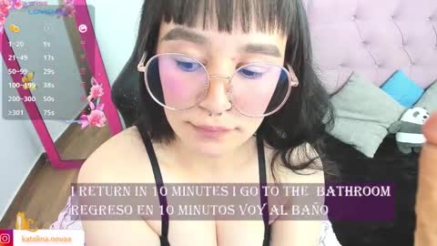 Snapshot of liv_rosse chatting on 03-11-25, 05:27 Katalina Novoa. online show from 03-11-25, 05:27