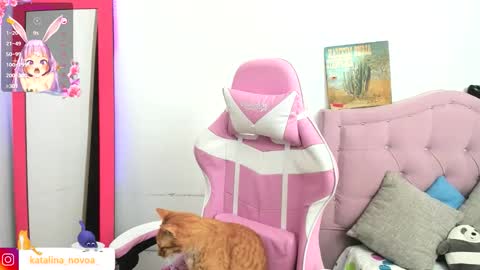 Snapshot of liv_rosse chatting on 09-10-25, 01:49 Katalina Novoa. online show from 09-10-25, 01:49