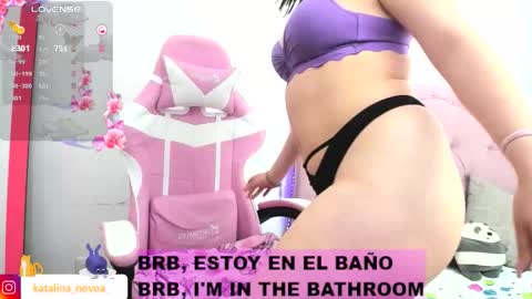 Snapshot of liv_rosse chatting on 10-11-25, 02:44 Katalina Novoa. online show from 10-11-25, 02:44